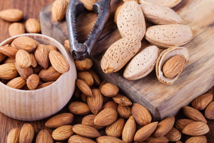 10-beneficios-de-comer-almendras-trending-noticias